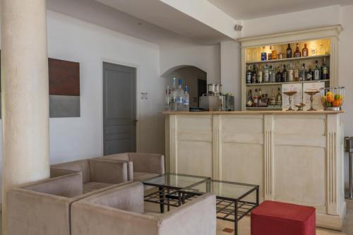 Hotel Villa Les Rosiers Grimaud Exterior photo