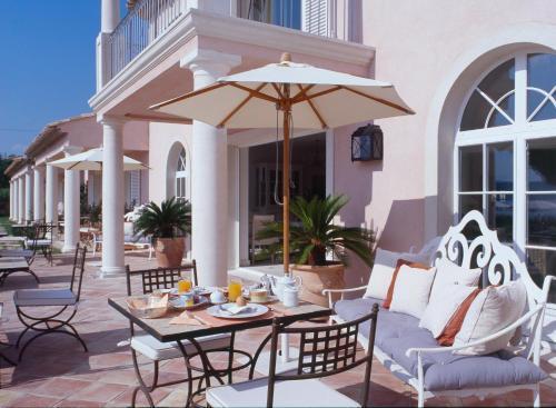 Hotel Villa Les Rosiers Grimaud Exterior photo